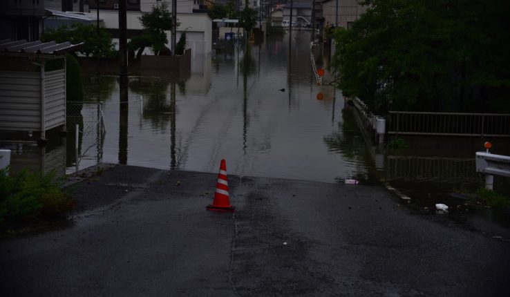 工場や倉庫での水害対策の必要性とポイントをご紹介！